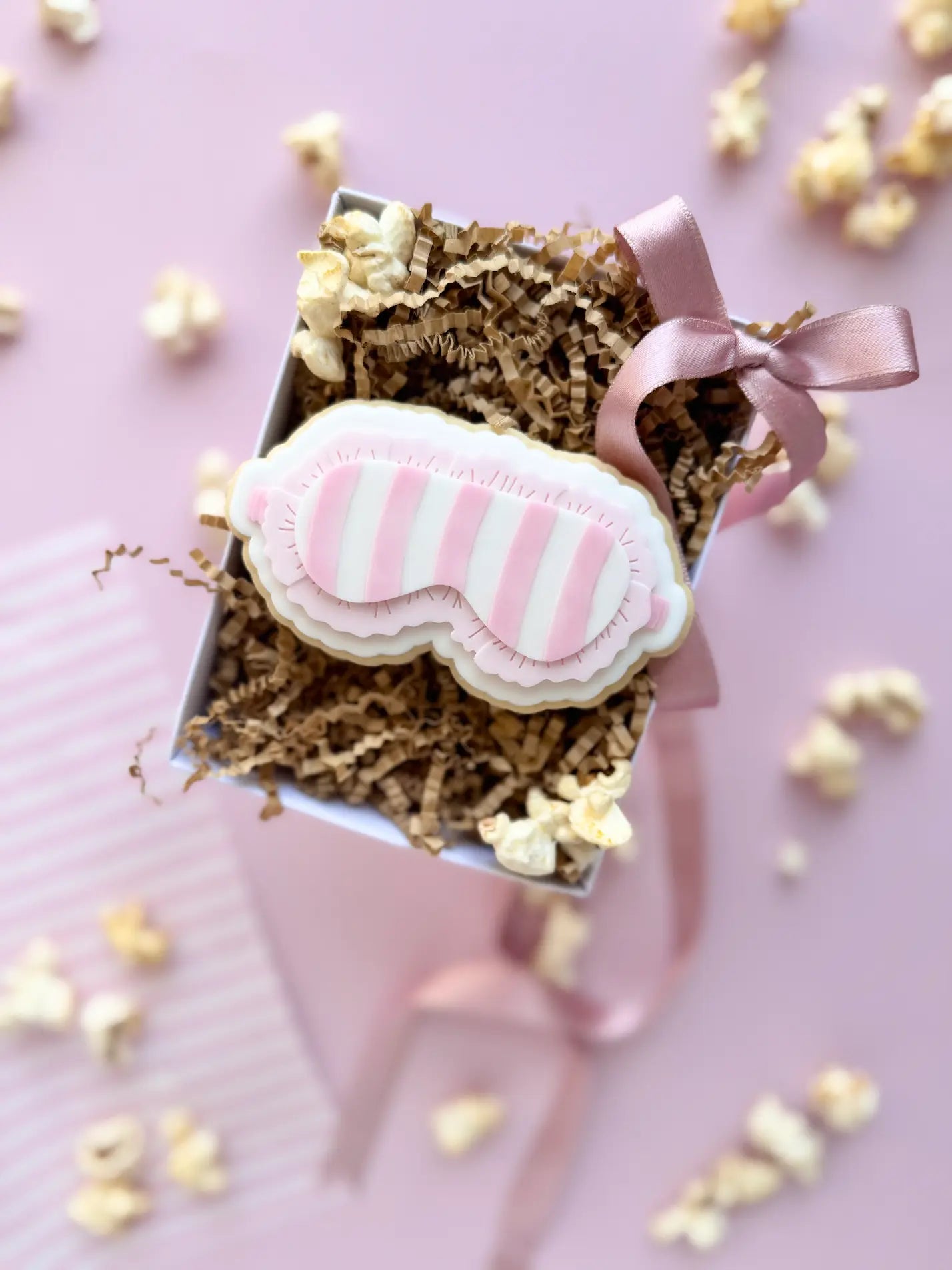 Danis Drip cookie cutter ausstecher beauty lippenstift spa bear bearista popcorn kissenstapel schlafmaske