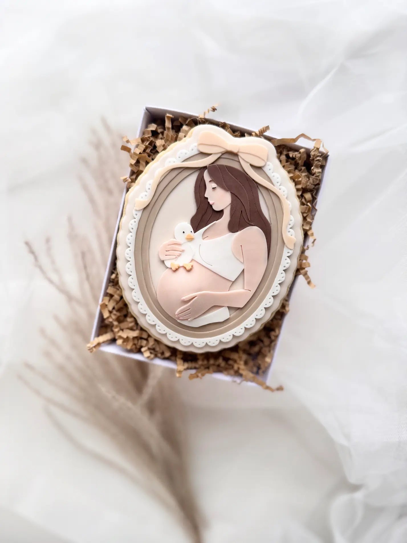 danis drip cookie cutter stempel Mama im Spitzenrahmen mit Schleife schwanger Küken bow ausstecher fondant