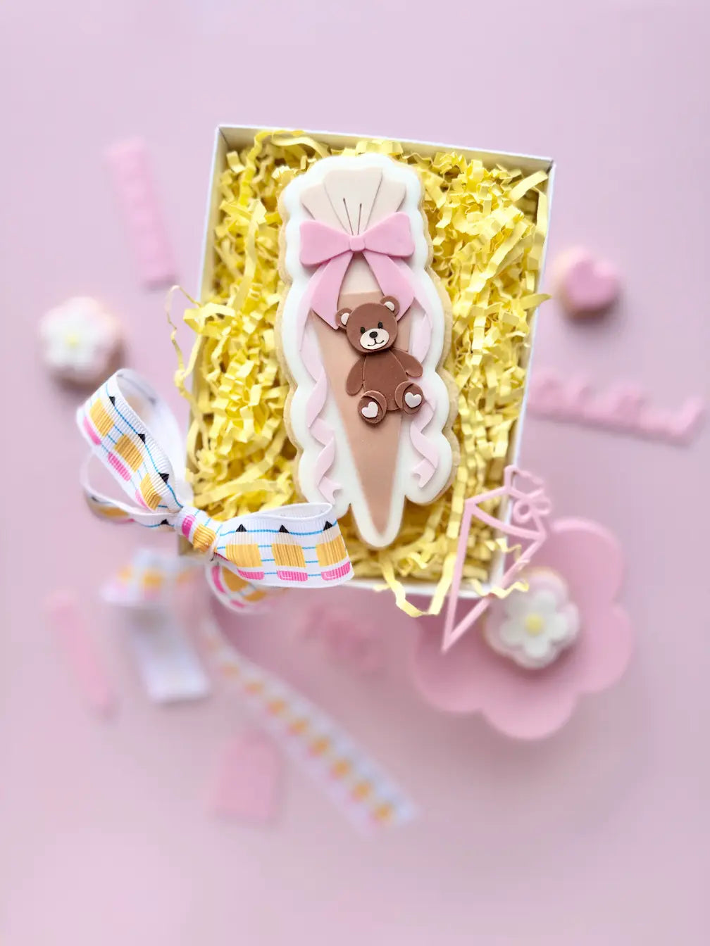 danis drip cookie cutter stempel ausstecher fondant tafel schul einschulung endlich Schulkind backen kekse party stiftbecher schleife schultasche rucksack bücherwurm stift bär mäppchen etui schultüte