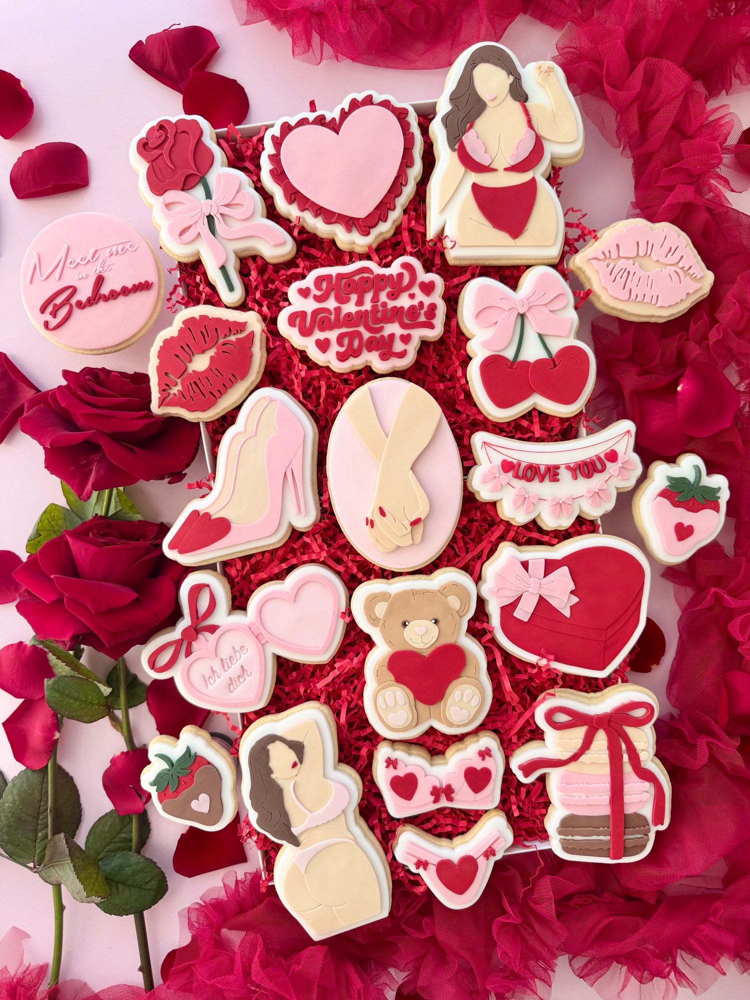 danis drip valentines day valentinstag kollektion sexy curvy Stempel cookie cutter teddybär geschen mund dessous