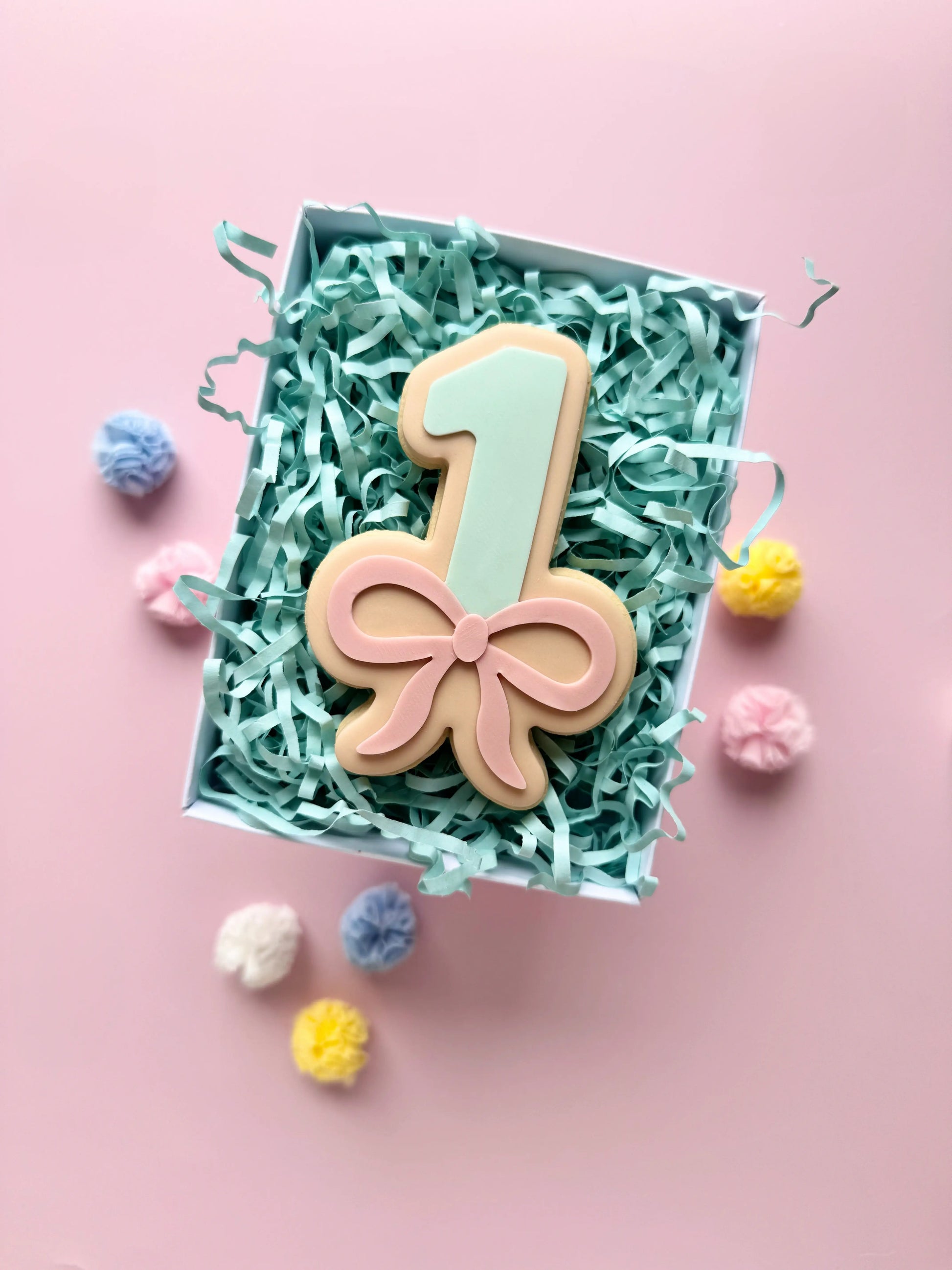 Danis DripEins mit Schleife – Cookie Cutter & Stempel für den 1. Geburtstag