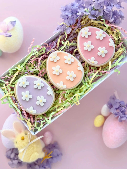 Danis DripOsterei mit Blumen – Ausstecher & Stempel für detailreiche Osterkekse