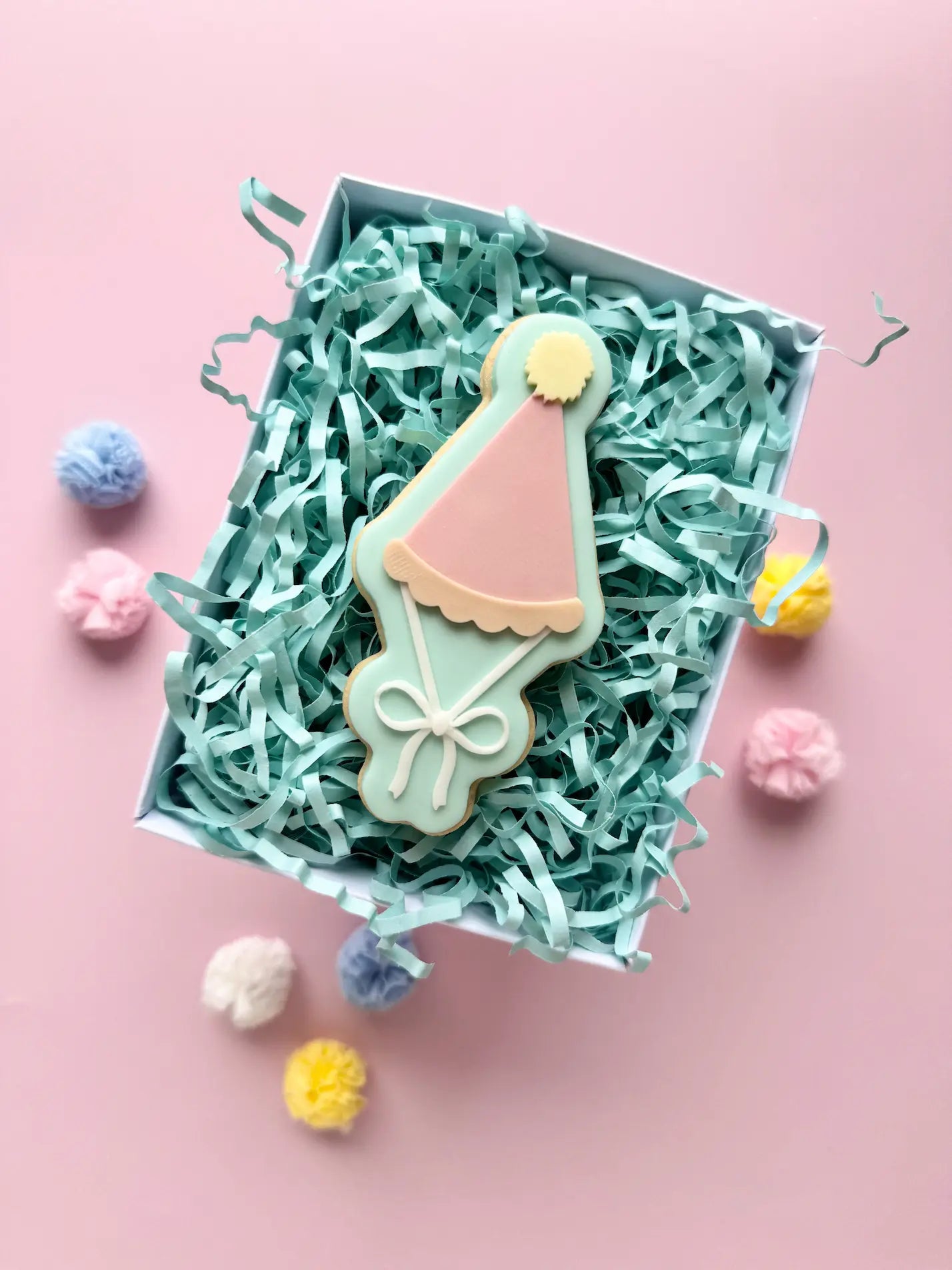 Danis DripPartyhut mit Schleife – Cookie Cutter & Stempel für Geburtstage & Feiern