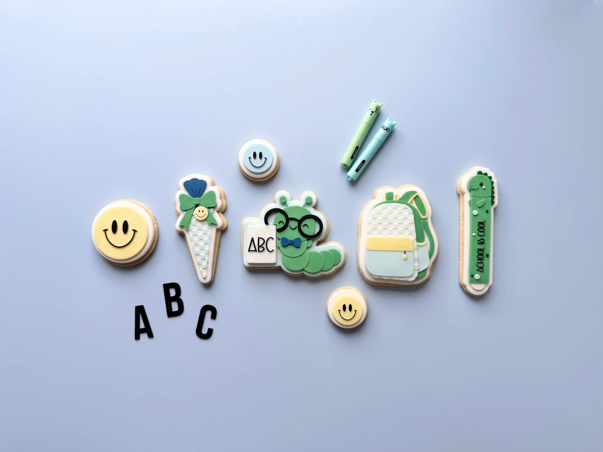 danis drip cookie cutter einschulung schule stifte legami ausstecher debosser embosser fondantkekse rucksack bücherwurm schultüte smiley
