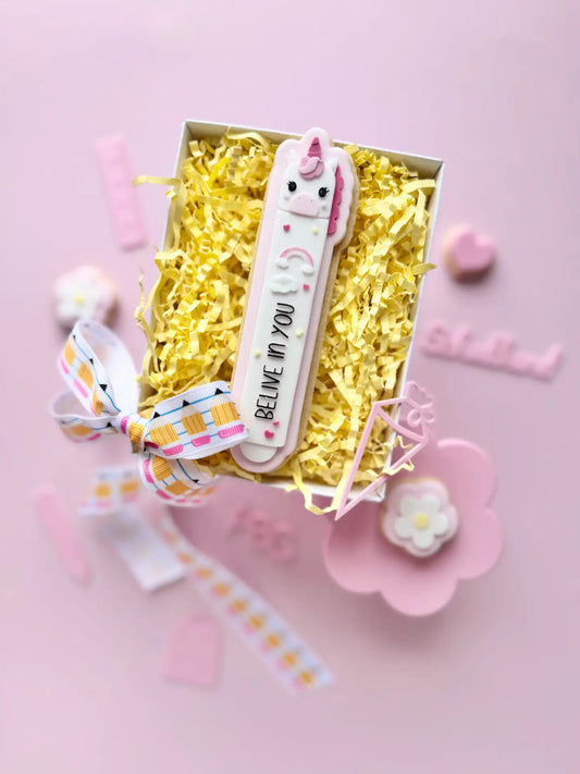 danis drip cookie cutter stempel ausstecher fondant tafel schul einschulung endlich Schulkind backen kekse party stiftbecher schleife schultasche rucksack bücherwurm Einhorn stift